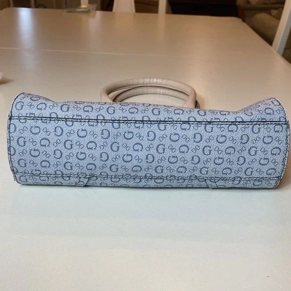 Guess handbag - Picture 5 of 12